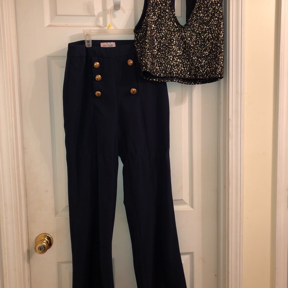 Two piece set - Picture 2 of 2